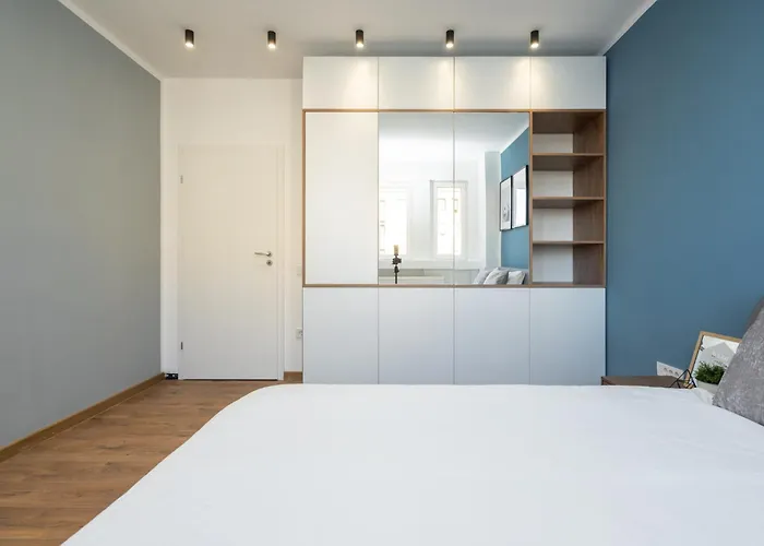 Stylish 2bdr Magheru Apartment